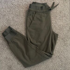 Lululemon Green Joggers Size 4 Stretch Sweatpants Athleisure Pants